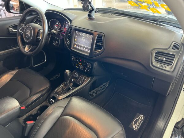 Compass Longitude 2.0 4x4 - Image 12