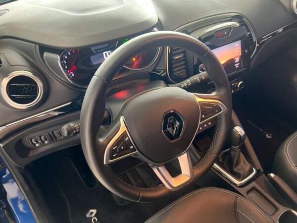 Captur Intense 1.3 Turbo - Image 13
