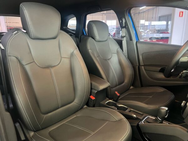 Captur Intense 1.3 Turbo - Image 17