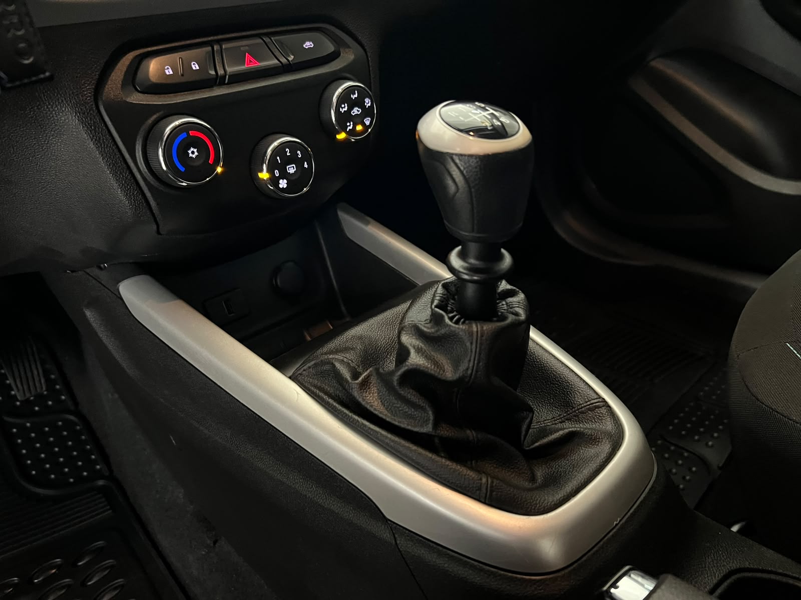 Onix LT 1.0 - Image 16